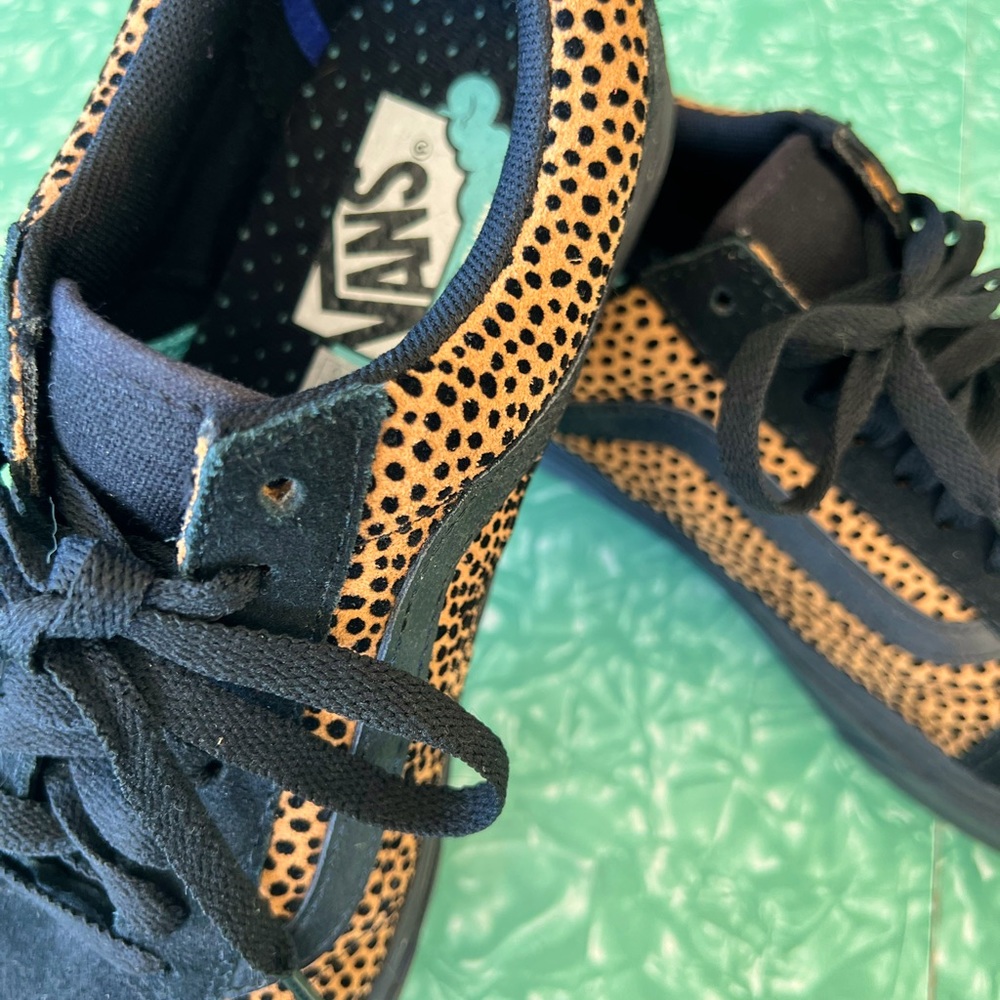 Old Skool Vans mini leopard print and black suede Sz 10